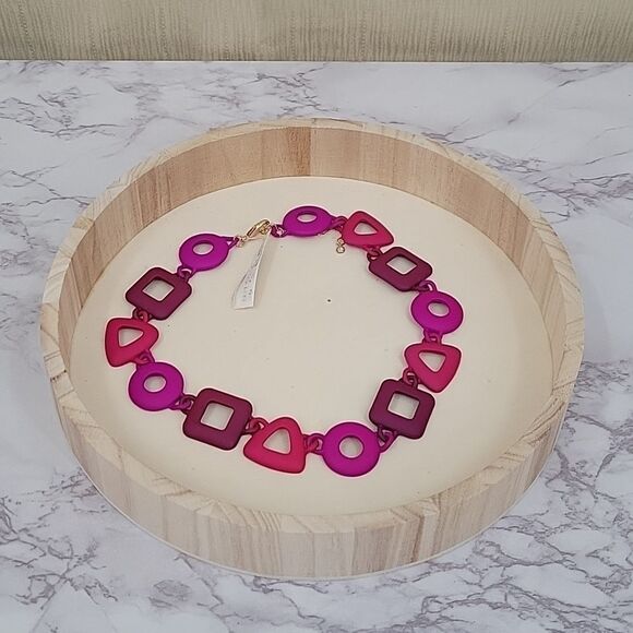 Dillard's Multi Pink Fuchsia Geometric Statement Necklace NEW Barbiecore - Picture 1 of 6